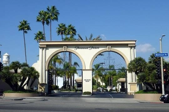 В Paramount решили бросить вызов Netflix в борьбе за Warner Bros. Discovery