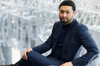 Как влияют Британские связи и Чеченская дружба