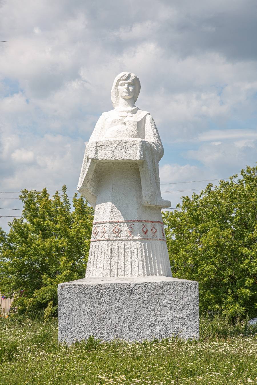 «Баба с караваем»